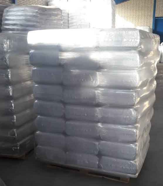 Cross linkable polyethylene